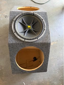 3 12” Subwoofers box and 1 Kicker Competition Series  12 “