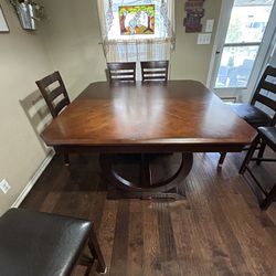 Square Kitchen Table and 4 Chairs