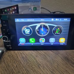 Single Din Car Stereo, Wireless Apple CarPlay & Android Auto