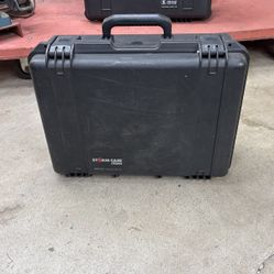 Storm Case IM2600 Pelican Camera Lens Gun