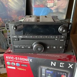 2011 Silverado Stock Radio