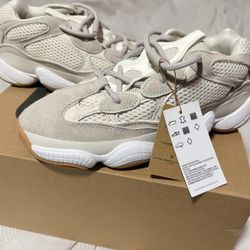 Yeezy 500