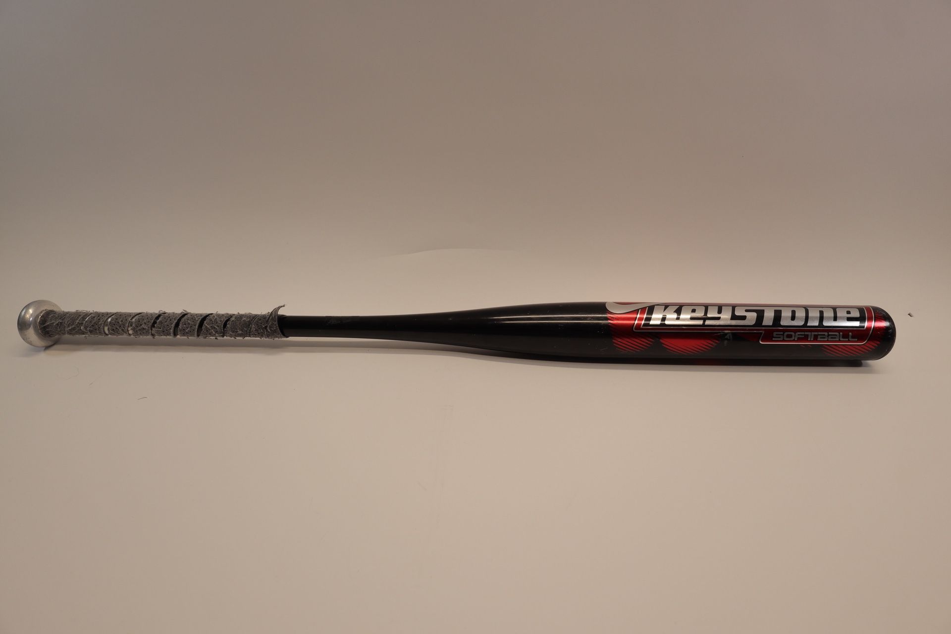 Nike Keystone Official Fastpitch Softball Bat 34" 30oz Black Red.