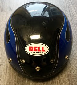 Bell motorcycle helmet small