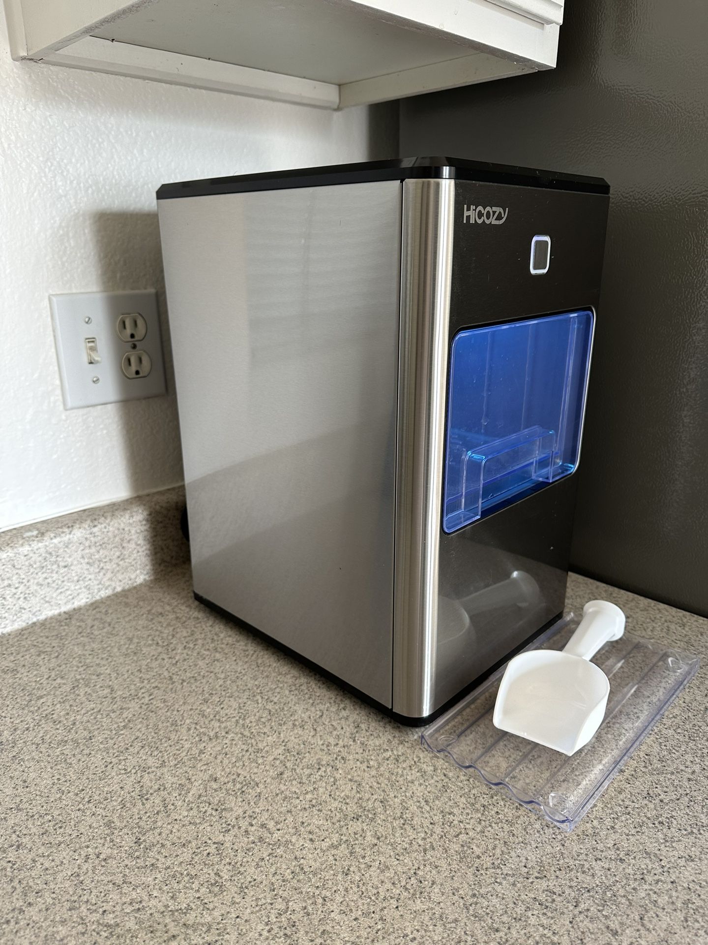 HiCozy nugget Ice Maker for Sale in Henderson, NV - OfferUp