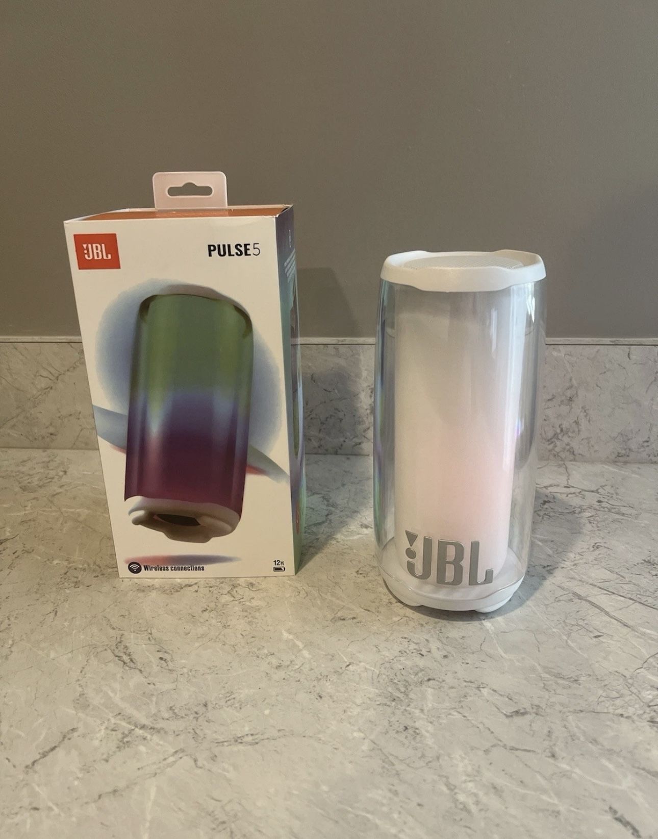JBL Pulse 5 White Bluetooth Speaker With LED – Brand New