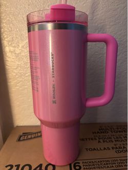 Stanley x Starbucks exclusive 2024 winter PINK 40oz tumbler