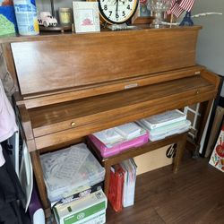 Free Baldwin Piano  Will Deliver With 15 Miles Of Huntley For Small Fee