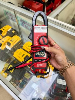 Milwaukee clamp meter