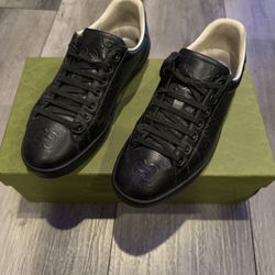 Gucci Black Leather Sneakers – GG Embossed – Size [7.5]