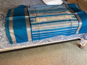 BRAND NEW BLUE AND GOLD SOUTH INDIAN SILK WITH DOUBLE BORDERS FOR SARI PICKUP ONLY.