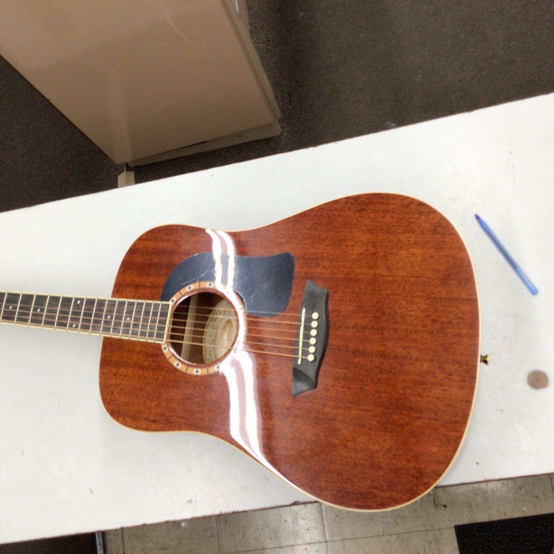 Washburn Dreadnought Mahogany Acoustic Guitar