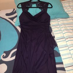Scarlett Dress 👗 Size Medium, Good Conditions Used Once 