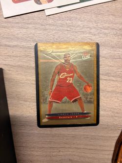 Collectibles basketball cards
