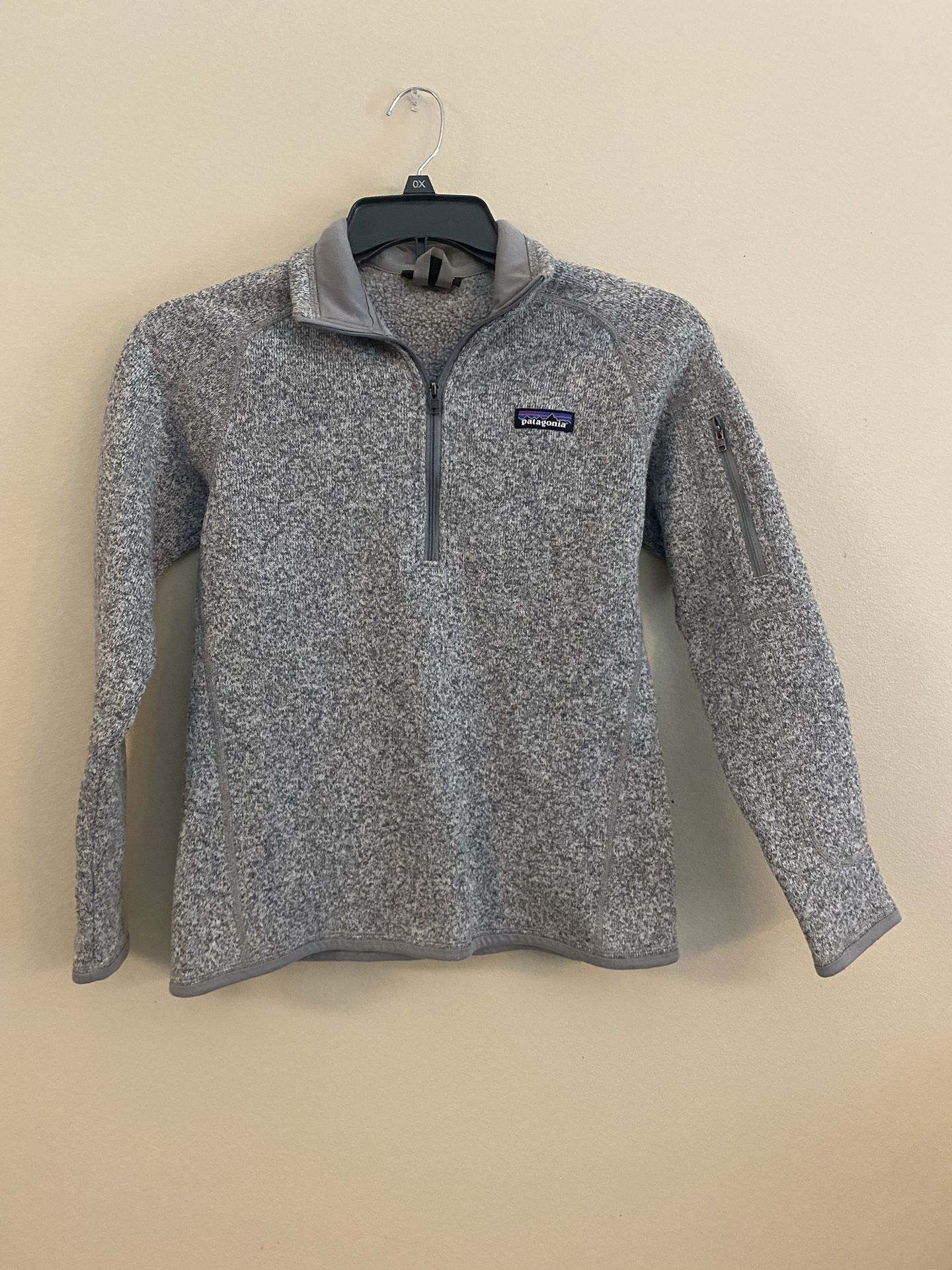 Patagonia Size Small Gray