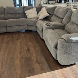 Gallery Furniture Sectional