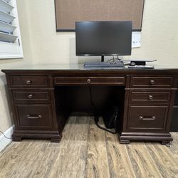 Office Desks