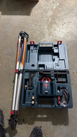 Bosch Rotary Laser Level with Tripod and Case
