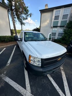 Chevrolet Silverado large Cab Pickup Truck