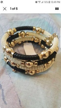 New York and Company Bracelet Black and White Fashion Jewelry New