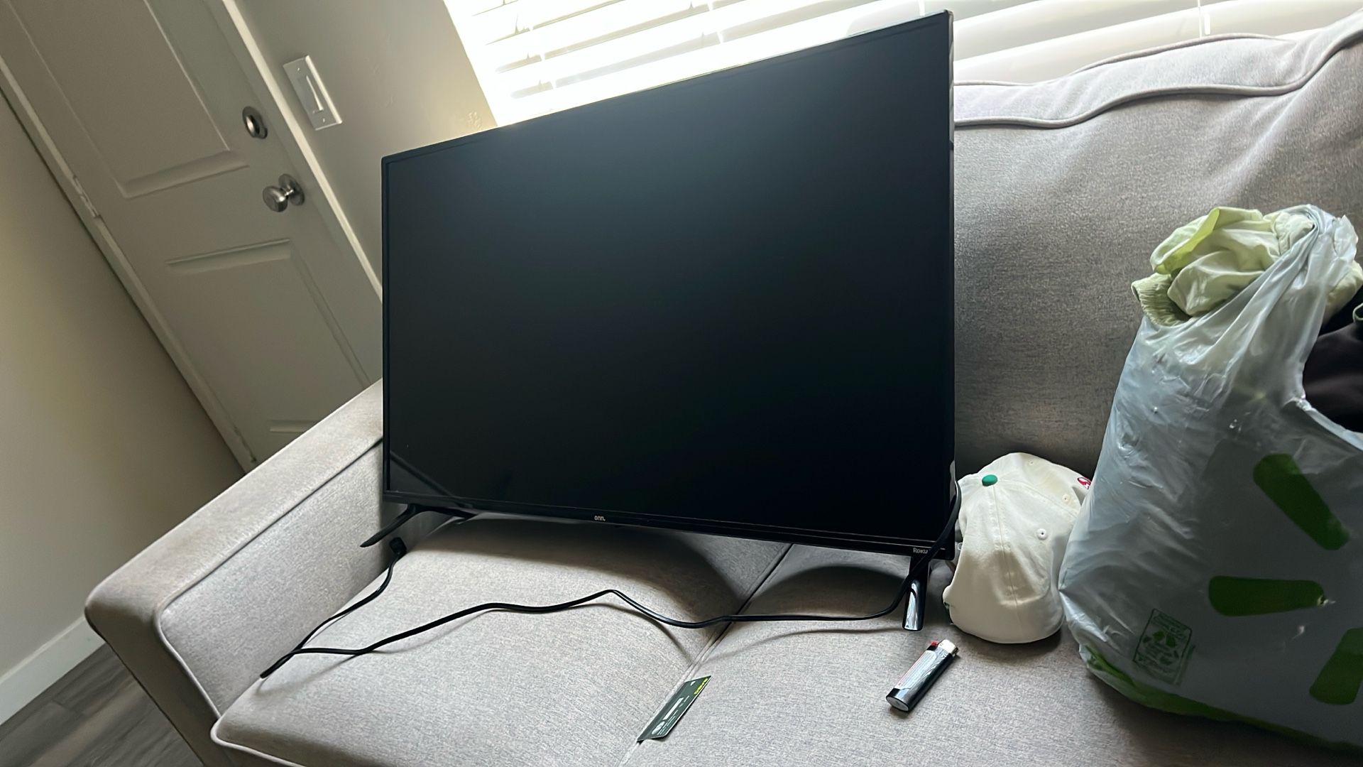 32 Inch Roku Tv.