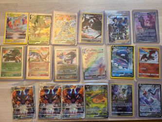 Pokemon lot ( selling together read Description)
