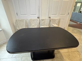 Dining Set with 4 chairs