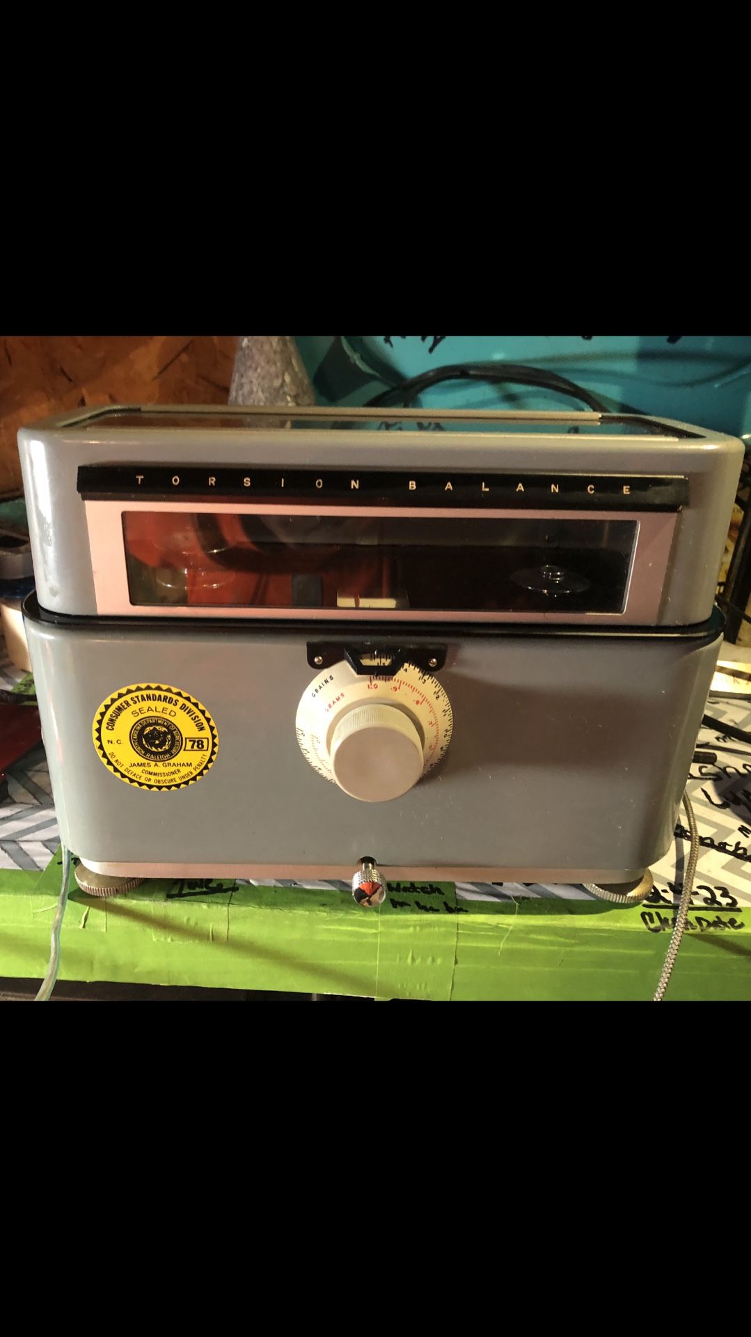 Old Pharmacy Scale Torsion Balancer And Old Price Gun