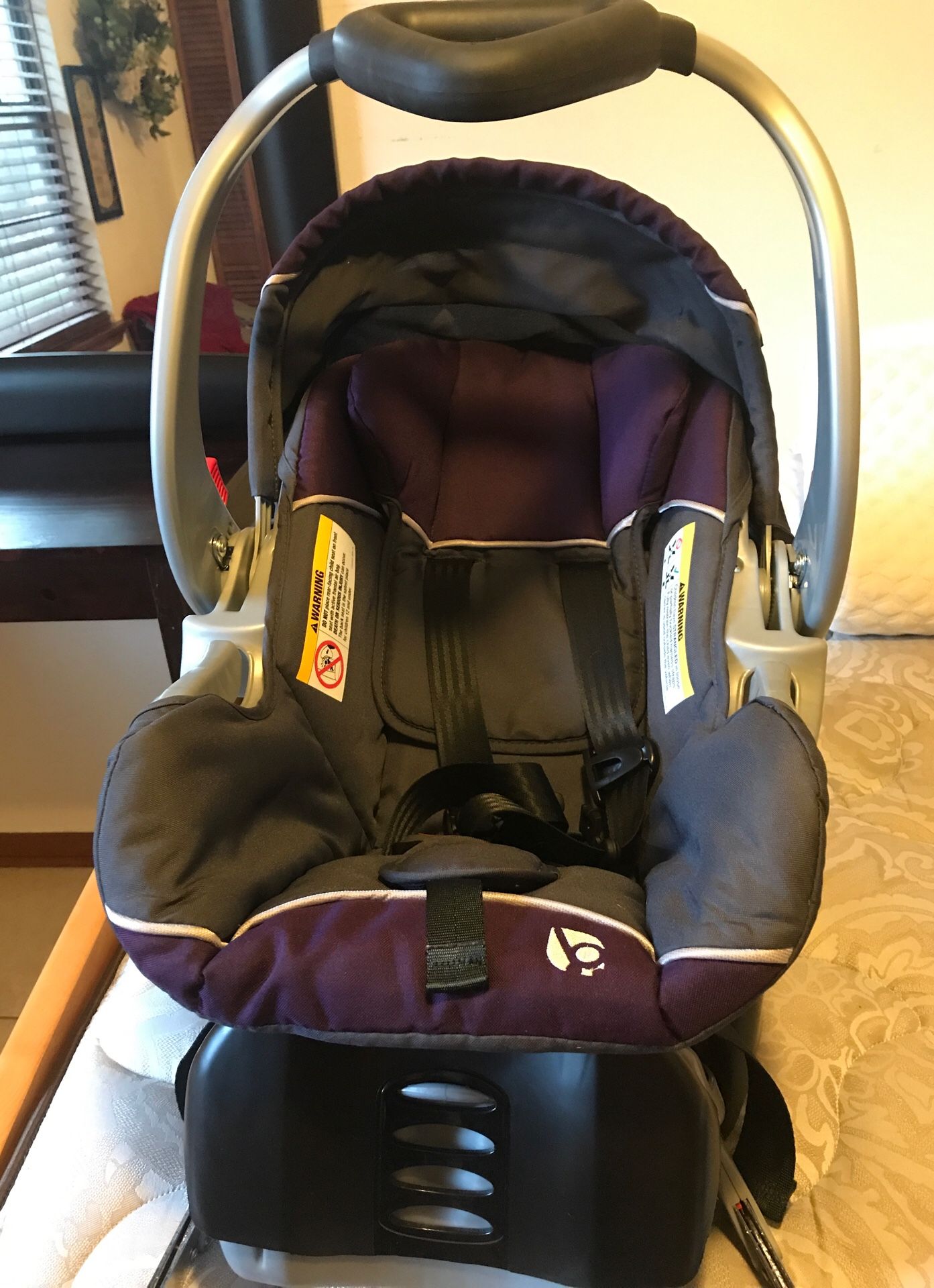 Infant car seat