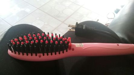 Hot brush for long hair