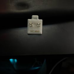 Gold Studs 14k 