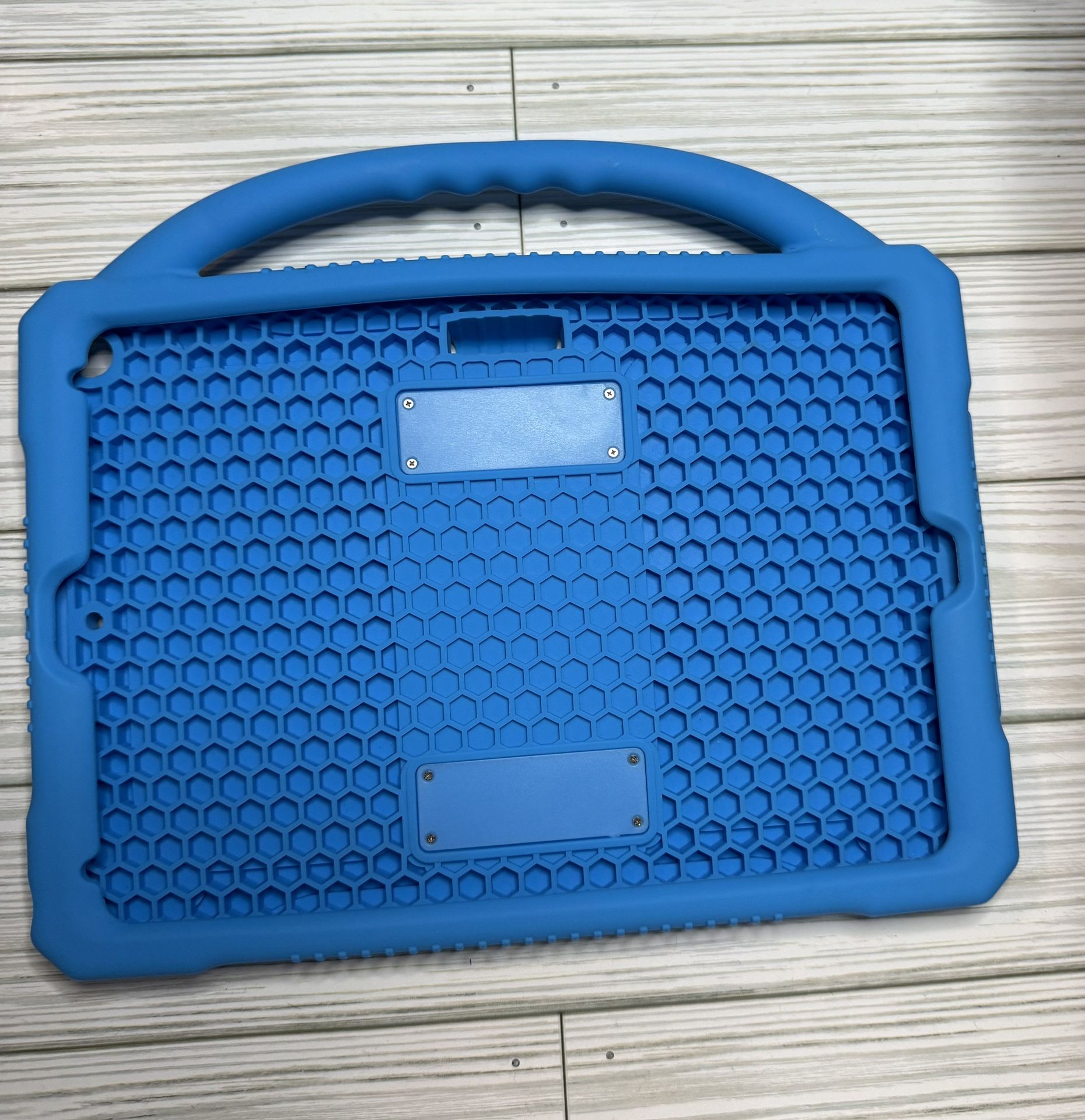 iPad 7th 8th 9th Generation, Kids Shockproof Silicone Case, with Handle Stand