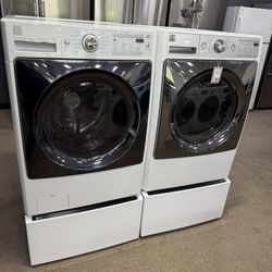 Kenmore Elite Washer & Gas Dryer 