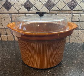 Vintage Rival 6 Qt. Crockpot/Slow Cooker Brown/Gold Crock Stoneware Insert with Plastic Lid