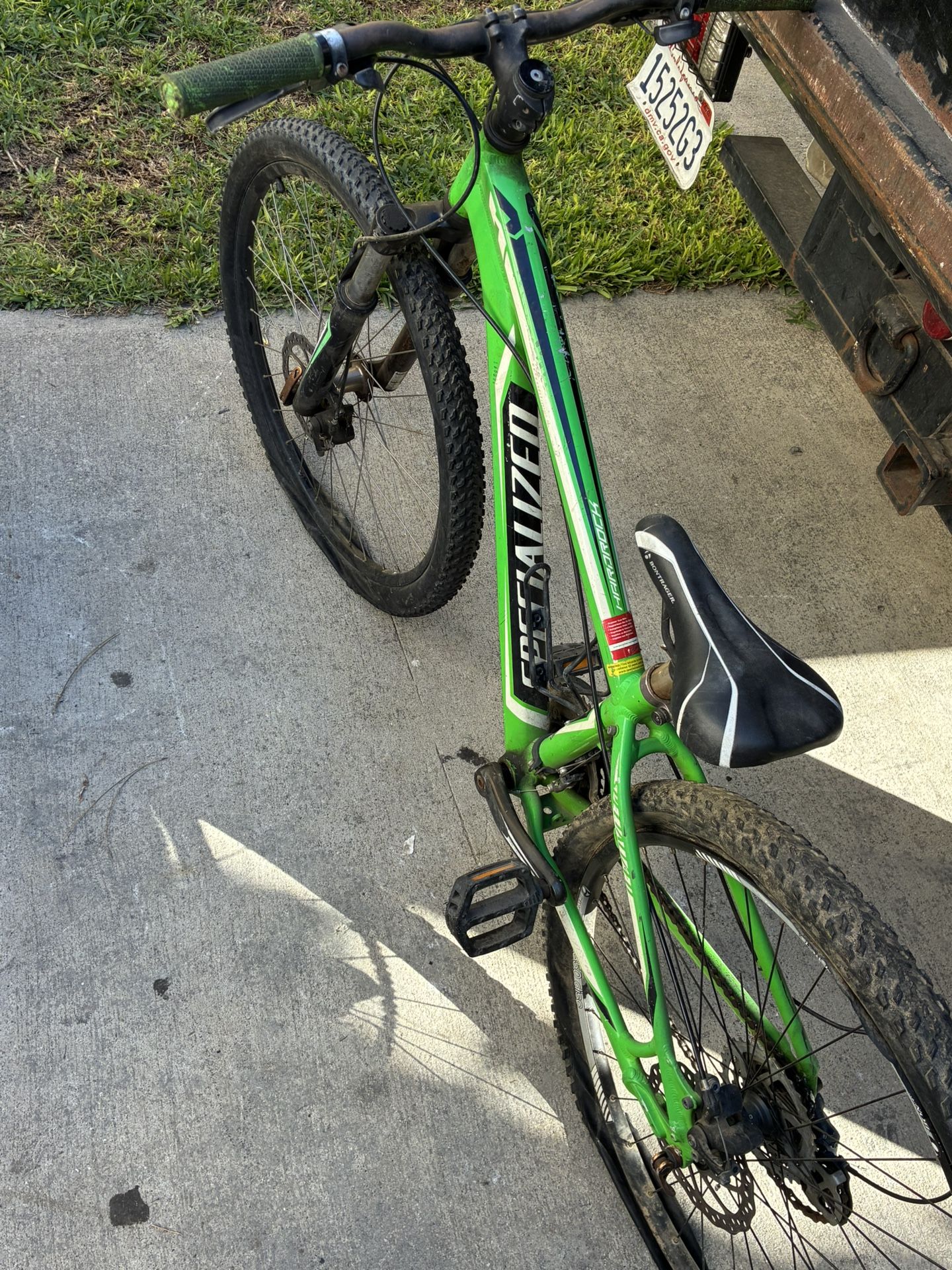 Specialized Mountain Bike Disc Brakes Needs Deep Cleaning As Is $50firm