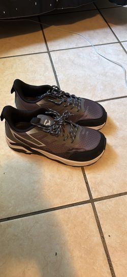 Men’s hiking shoes