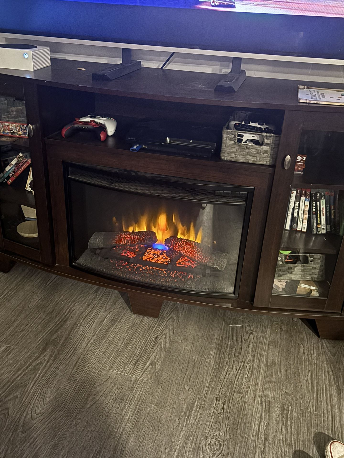 Electric Fireplace / Entertainment Stand