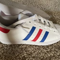 Adidas (size 6)