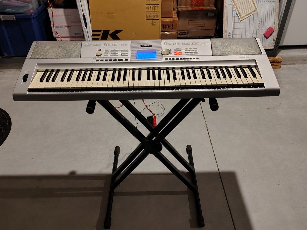 Yamaha DGX- 205 Portable Grand Piano Keyboard 76 Keys with Stand