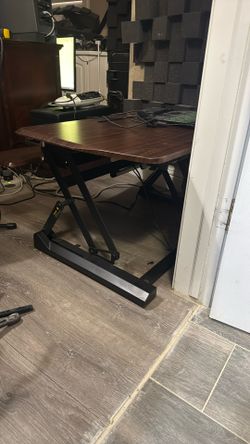 Standing Desk Converter - Hydraulic Desktop Electric.