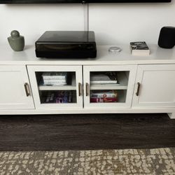 Media Center White Gold