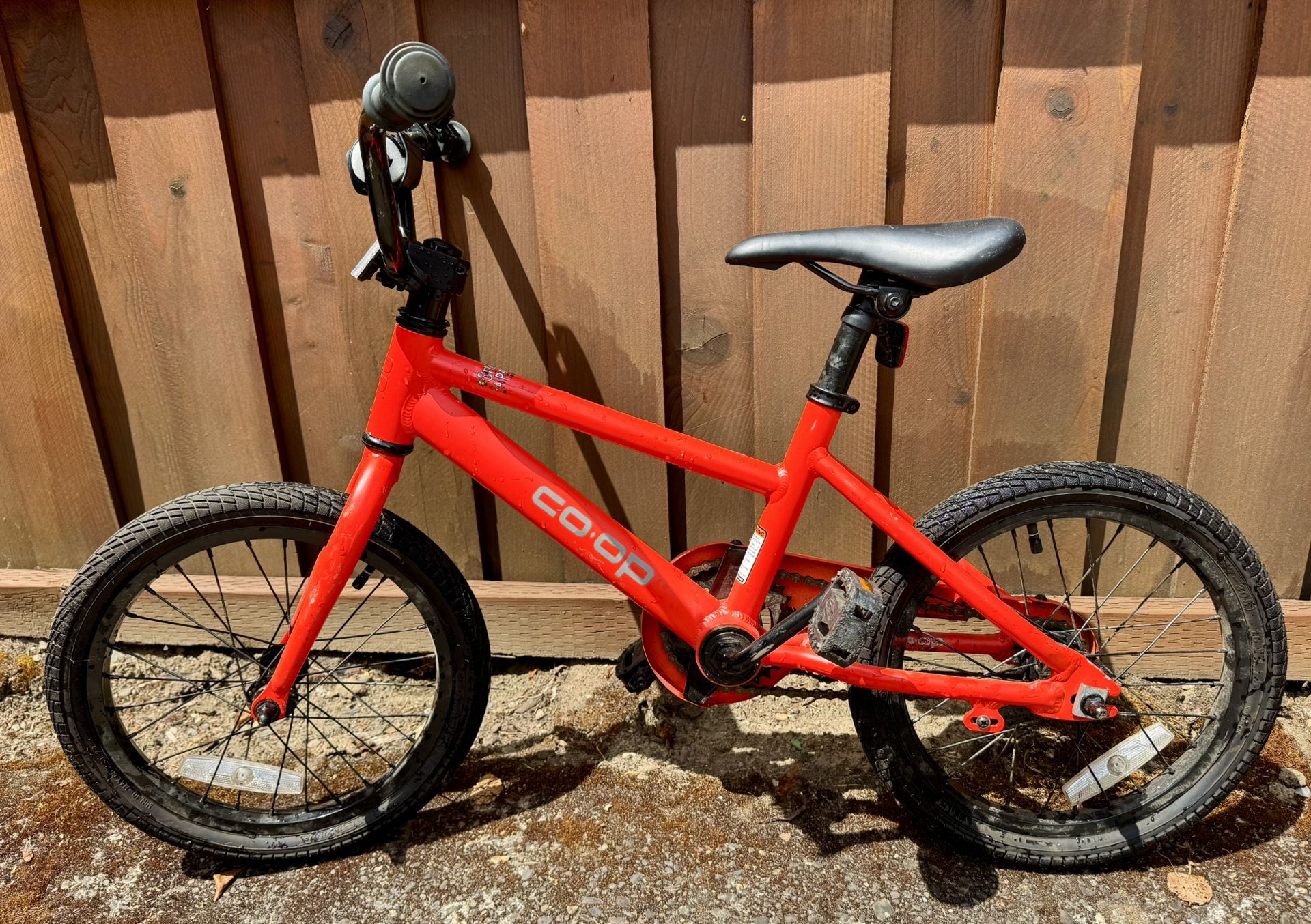 Co-op REV 16 Kids' Bike (Spark Red)