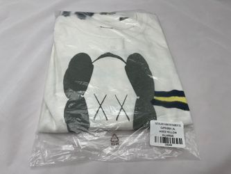 FRAGMENT TEE AGED YELLOW KAWS X TRAVIS SCOTT