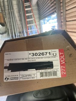 8ft T5 Garage/warehouse Light 277V $25.00 Each