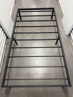 Twin bedframe