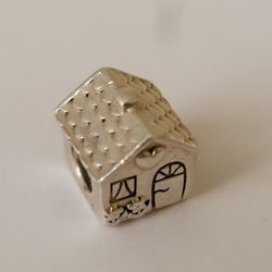 Pandora Sweet Sweet Home Pendant