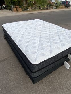 FREE DELIVERY: Queen Hybrid Bed