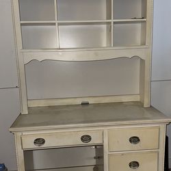 Computer desk w bookshelf