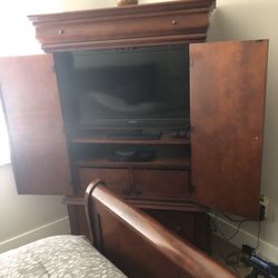 Wood Dresser/TV Stand