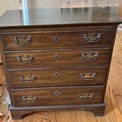 Vintage PENNSYLVANIA HOUSE Solid Walnut Traditional Style 24" Chairside Chest-Price is Firm